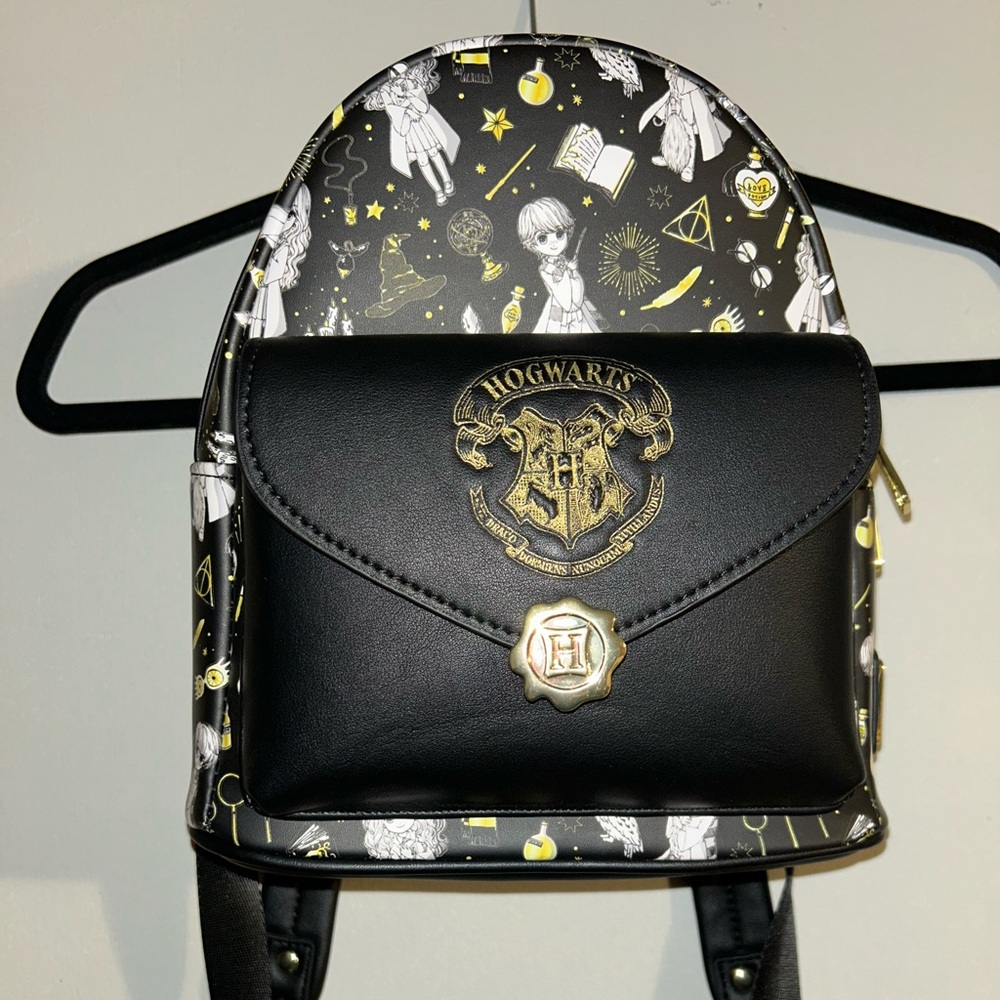 Hogwarts Loungefly mini backpack
